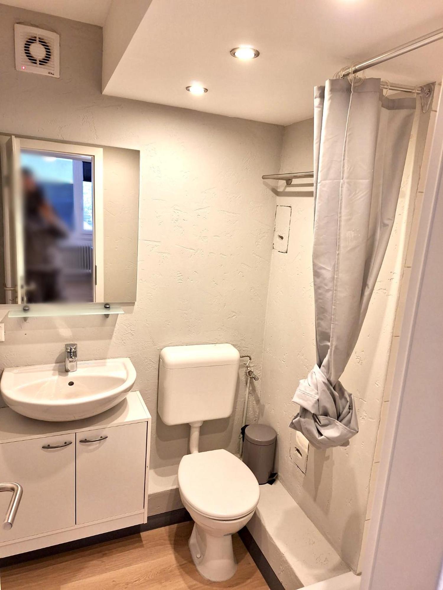 Suesses Kleines Und Zentrales Apartment Fuer Zwei Personen Mitten In Hamburg-Harburg Exteriör bild